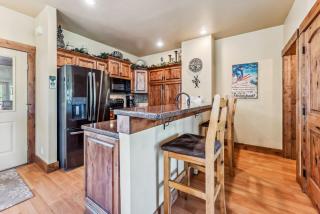 Mountain Escape with Hot Tub Near Ski Resorts and I 70 - 2