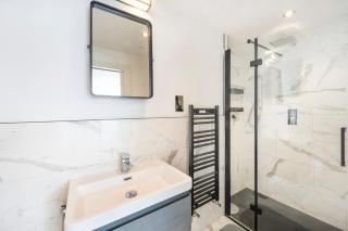 Perfect for 6 - 2 Bedroom 2 Bathroom Apartment by the famous Hammersmith Riverside - Londra - 3