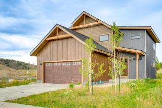 Private Hot Tub and Patio Granby Mtn Retreat! - 0