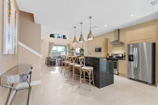 Luxury 4BR Townhouse Next to Disney Orlando 3201 - 4