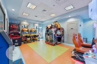 Resort House Pool Disney Orlando FREE Grill 1028L - 6