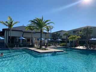 Resort House Pool Disney Orlando FREE Grill 1028L - 4