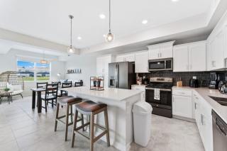 Brand New Lakeview Storey Lake Resort Disney 3121-103 - Kissimmee - 0