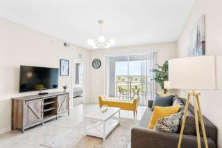 Modern Storey Lake Resort Disney Orlando 3161-305 - Kissimmee - 0