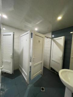 Crown hostel - Nork - 0