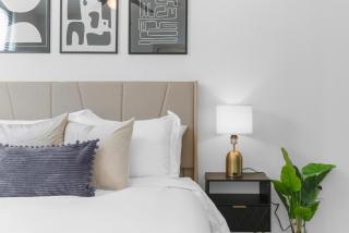 BHM Bliss Fully Equipped 2BR Mins Away to Top Locations - 9