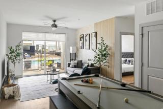 Trendy 3BR 2BA Urban Oasis - 0