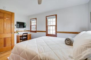Spacious Minneapolis Home Rental: 8 Mi to Downtown - 1