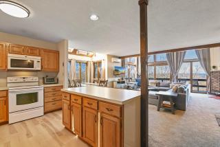 Pocono Mountain Village at Camelback 294 Overlook Way - Tannersville - 6