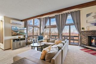 Pocono Mountain Village at Camelback 294 Overlook Way - Tannersville - 0
