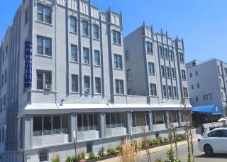 Long Beach Hotel - 6