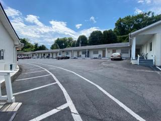 Dixie Plaza Hotel - 2