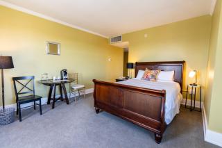 Inn on Broadway - Rochester - 3