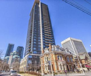 1560 sqft Elegant Condo at Downtown Hi-End Shopping & Dining Area - CN Tower View, Bidet, LockBox - 3