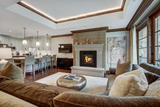 Remodeled 3 Bedroom Valley View at Ritz Carlton condo - 2