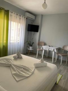 Agroni Apartment - Tirana - 2