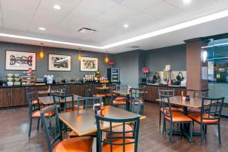 Best Western Plus Olathe Hotel - Olathe - 5