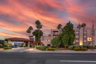 Best Western Plus Scottsdale Thunderbird Suites - Scottsdale - 0