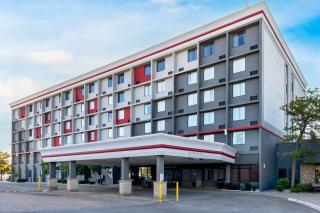 Best Western Plus Toronto Airport Hotel - Mississauga - 0