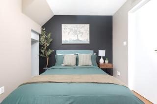 Liberty Village Home 5 mins to Lakeshore! - 4