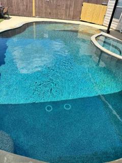 Modern home with beautiful pool - Humble - 4