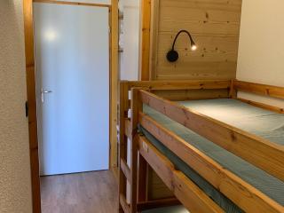 Charmant appart 2P cabine, rénové, balcon, parking gratuit, pied des pistes - FR-1-755-22 - 5