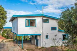 Blue View - UNINTERRUPTED OCEAN VIEWS FOR MILES - Guilderton - 8