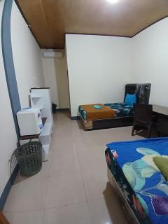 Dannyjuljolhomestay - - 6