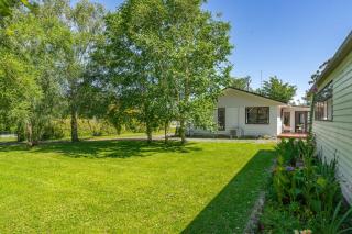 Sunny and central on big section - 5