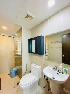 16 Cozy and Spacious Studio - 8