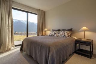 Whenua Lodge - Our Land Lodge - Glenorchy - 2
