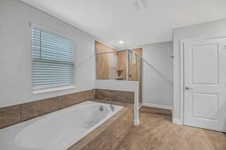 Last Minute Disney Getaway! Private Pool, Hot Tub & Games Room. Book Now! #88987 - Kissimmee - 1