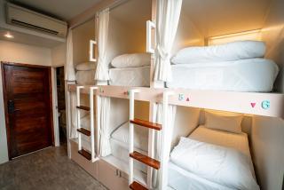 Nomads Koh Tao Party Hostel 18-35 Years Old Only - 8