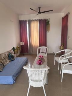 Bright Airy Homestay- Mohali 4516 C, MIG Super Flats - Sohāna - 5
