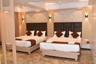 Hotel Aarush Inn - Nova Bombaim - 4