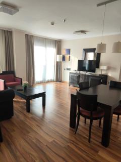Family spacious apartment, terrace, kitchen, city view, free parking and WiFi - Benalmádena - 6
