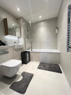 Modern, New, Amazing Apartment in East London! - Barking - 1