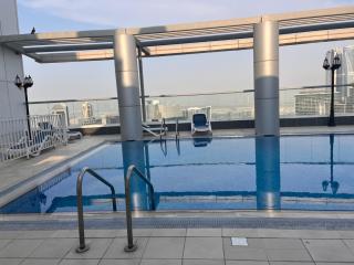 Stylish Studio with Balcony in Downtown Dubai - Dubai - 4