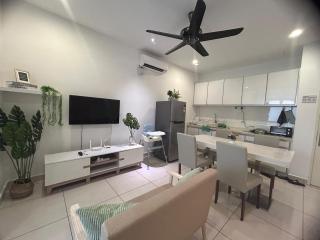 City View & Sea View Mansion One Gleneagles Gurney Komtar George Town by Cozy Cottage Haven - George Town - 6