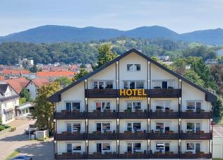 Hotel Stadt Gernsbach - Gernsbach - 0