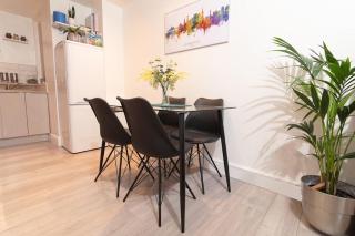 Break Away Nxt to Gardens! PKG - Perfect Position! - Bournemouth - 7
