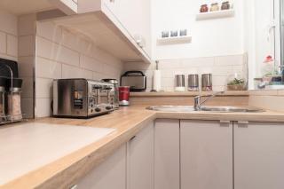 Break Away Nxt to Gardens! PKG - Perfect Position! - Bournemouth - 5