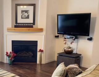 Luxurious 3 BR & 3 BA Condo with Spectacular Views - Fountain Hills - 8