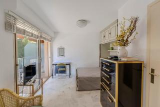 Studio Fenelon terrasse et Parking Cannes - Cannes - 8