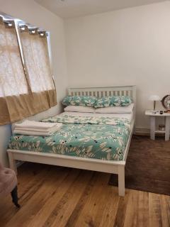 Homely Space in Havering, Essex - 3