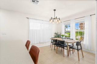 Modern renovated beach oasis home with private pool - 5