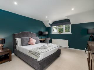 Chilterns Countryside Hideaway with Hot Tub Pass the Keys - Princes Risborough - 1