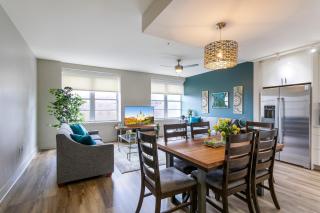 Luxury 2BR/1BR in California Building - New Orleans - 9