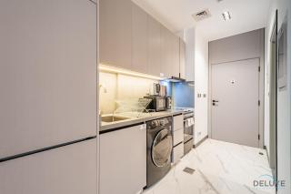Delightful Studio Apartment in MAG EYE 890, Mohammad Bin Rashid City by Deluxe Holiday Homes - Dubai - 8