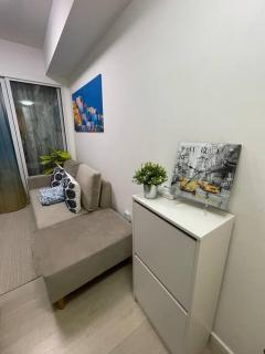 Casita Payapa - newly furnished condo unit 2nd flr - Manila - 7